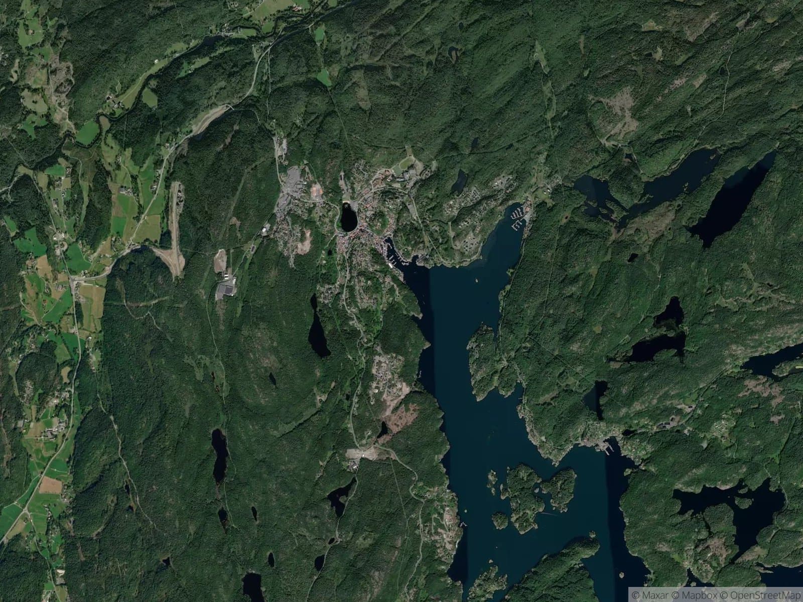 Satellittbilde av Tvedestrand