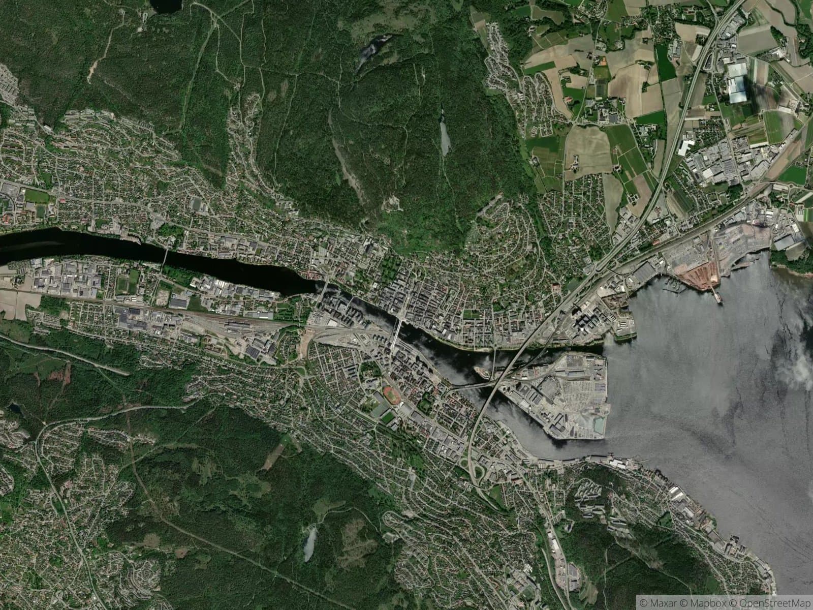 Satellittbilde av Drammen