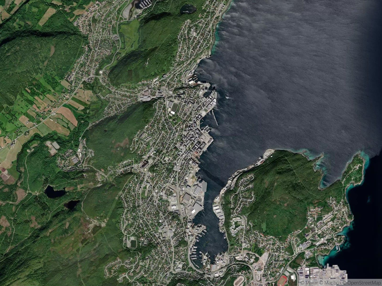 Satellittbilde av Harstad