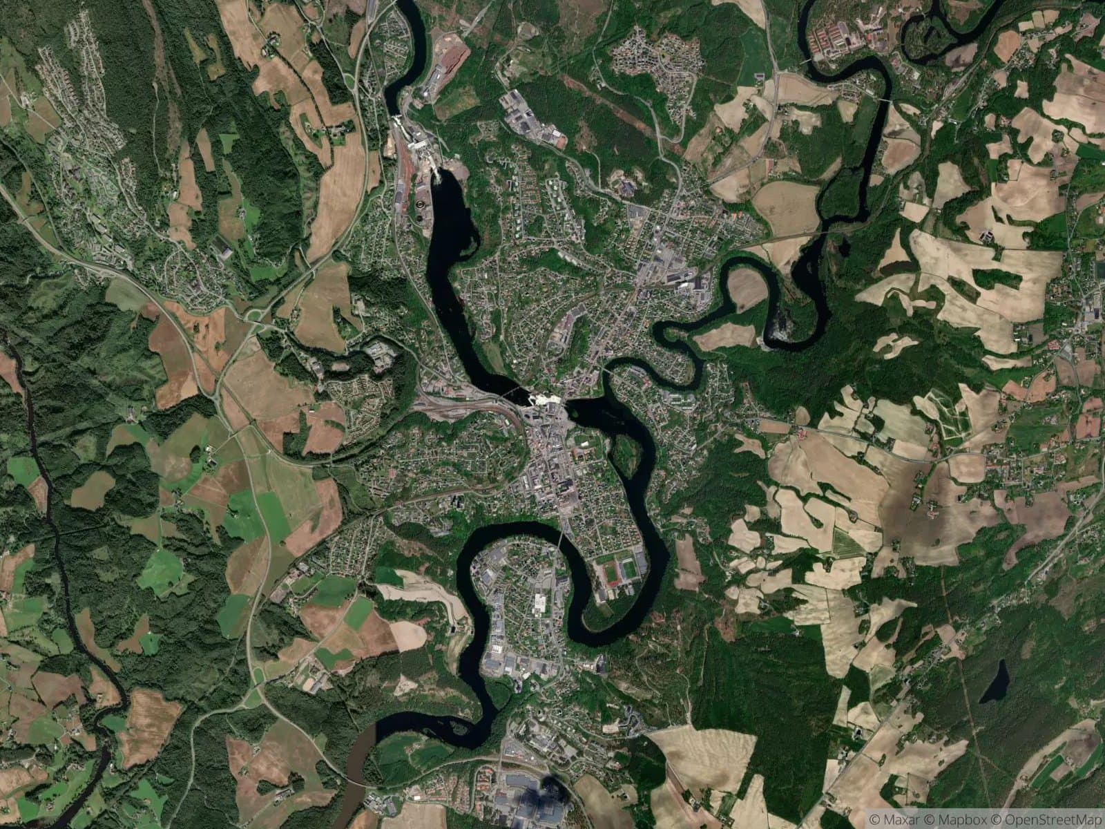 Satellittbilde av Hønefoss